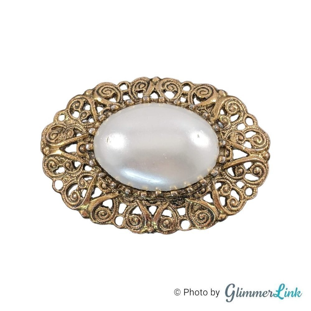 Vintage Oval Large Faux Pearl Cabochon Filigree Gold Tone Brooch Pin